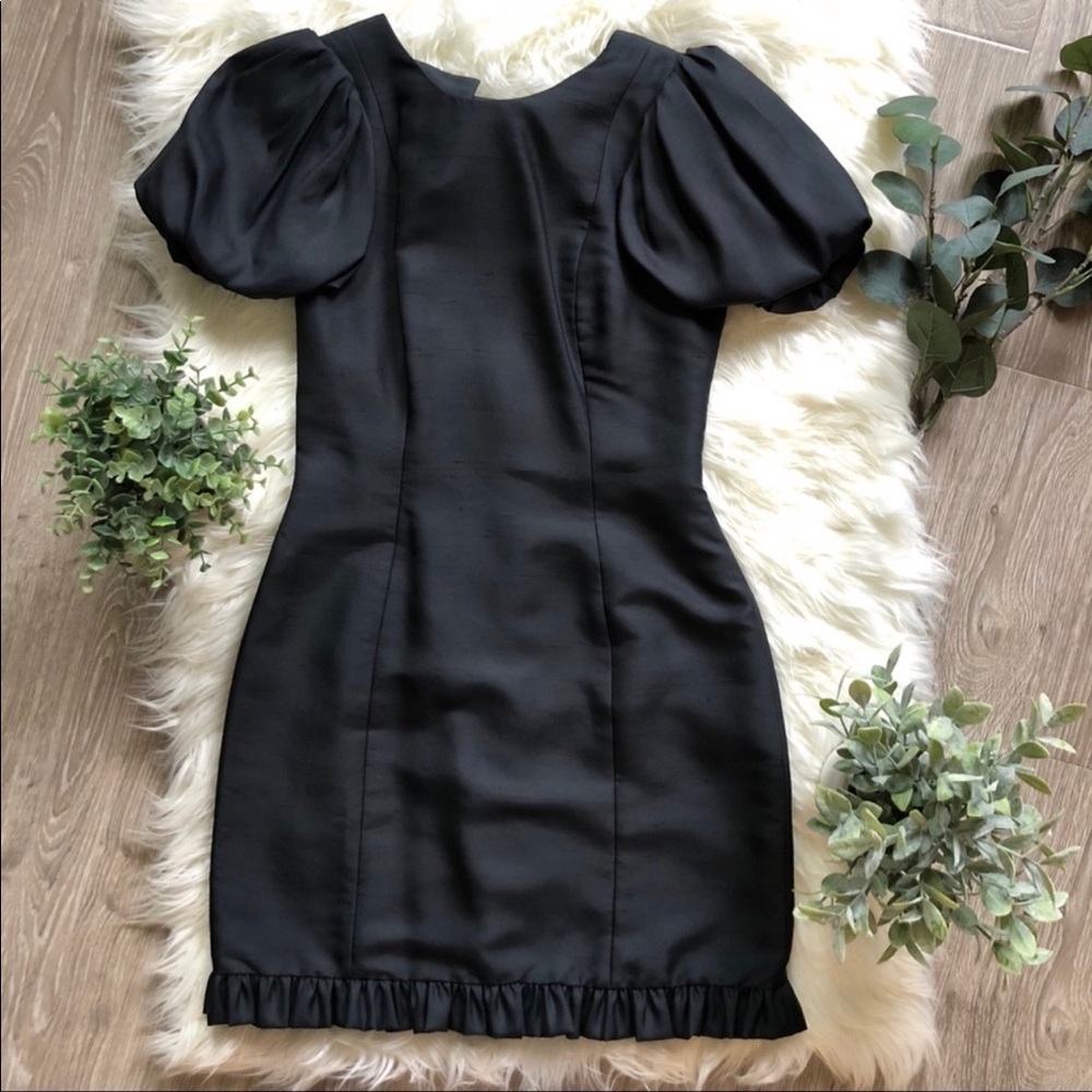 Elise Tahari black bubble sleeve mini dress